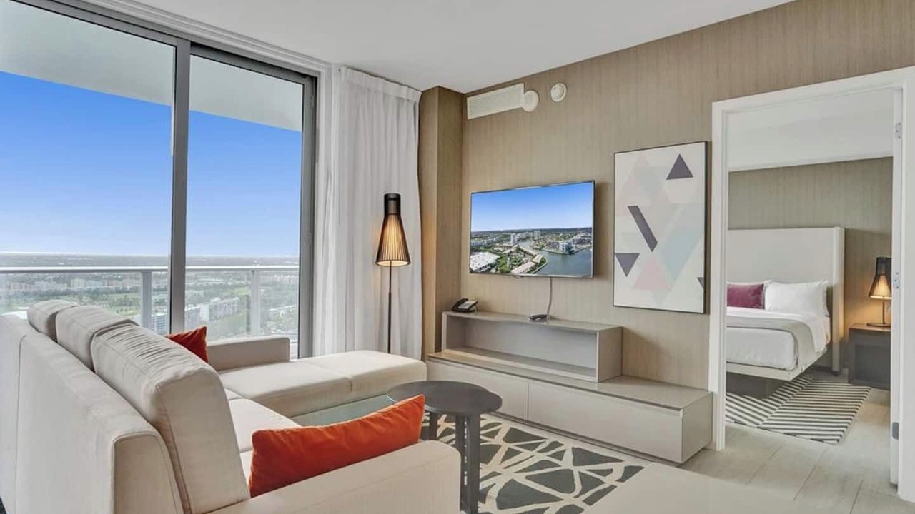 Photo of Livingroom in Hollywood South Central Beach