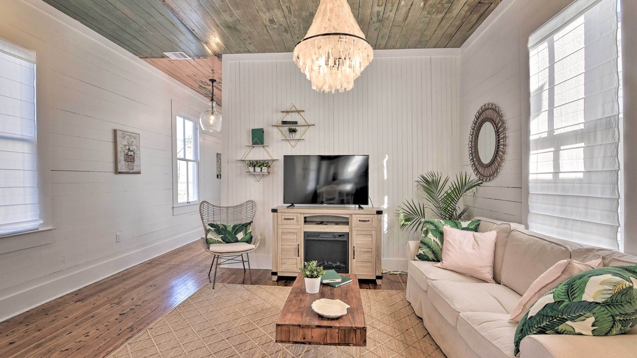 Photo of Bedroom in Galveston