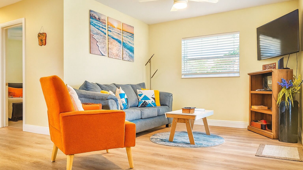 Photo of Livingroom in Edgewood