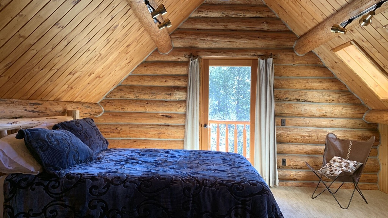 Photo of Bedroom in Almont