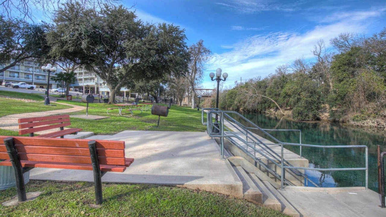 Photo of Others in New Braunfels