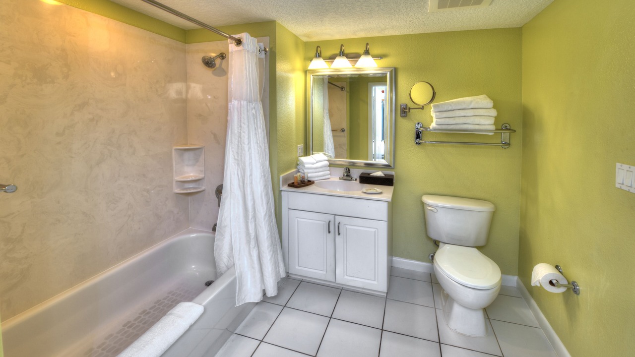 Photo of Bathroom in Brush - Stewarts