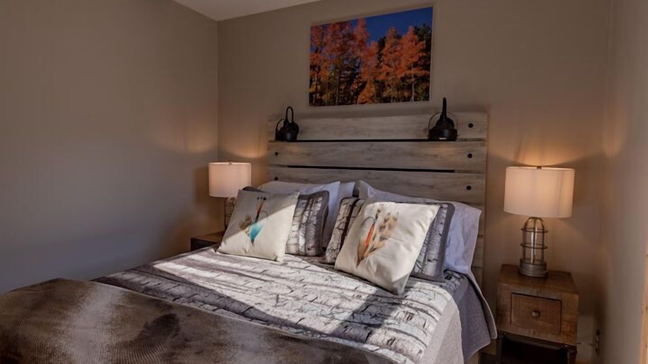 Photo of Bedroom in Salida