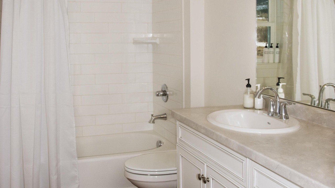 Photo of Bathroom in Hillside