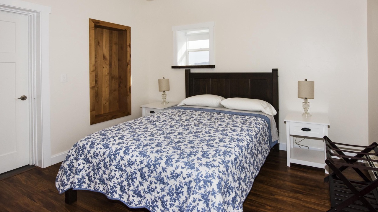Photo of Bedroom in Hillside