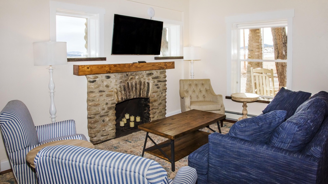 Photo of Livingroom in Hillside