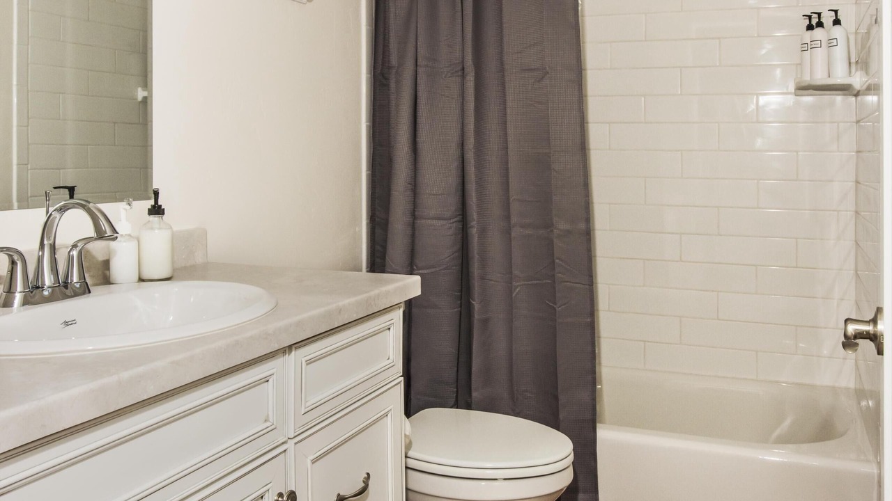 Photo of Bathroom in Hillside
