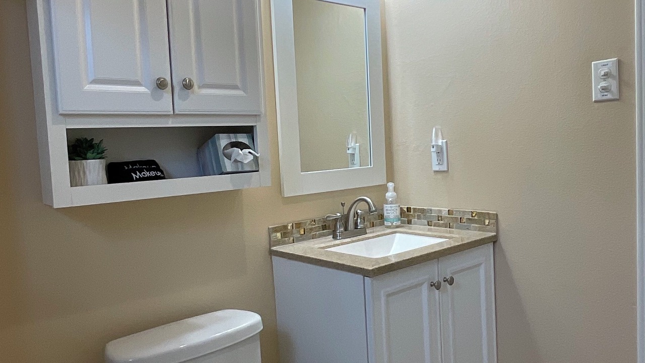 Photo of Bathroom in Brownsville