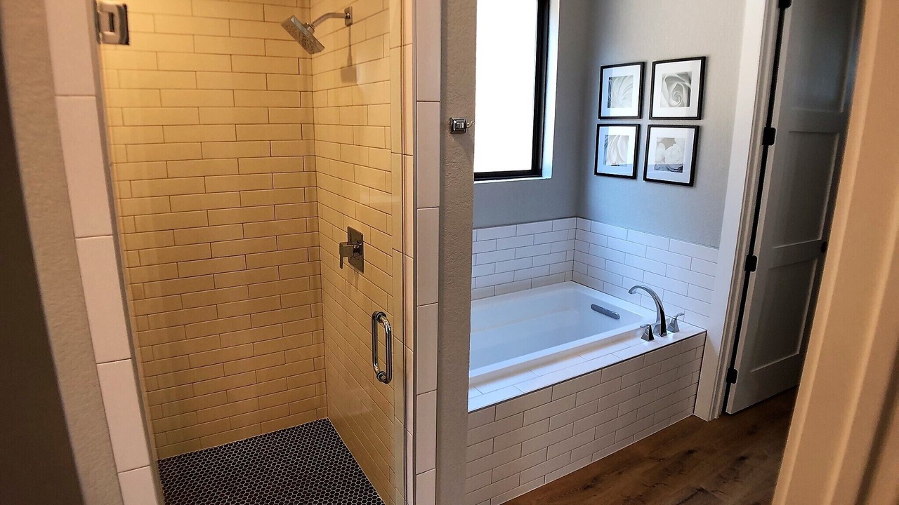 Photo of Bathroom in Canyon Lake