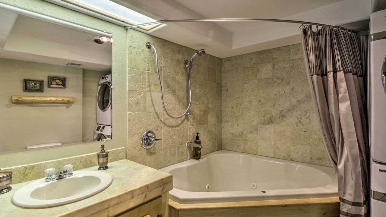 Photo of Bathroom in Valley of the Sun