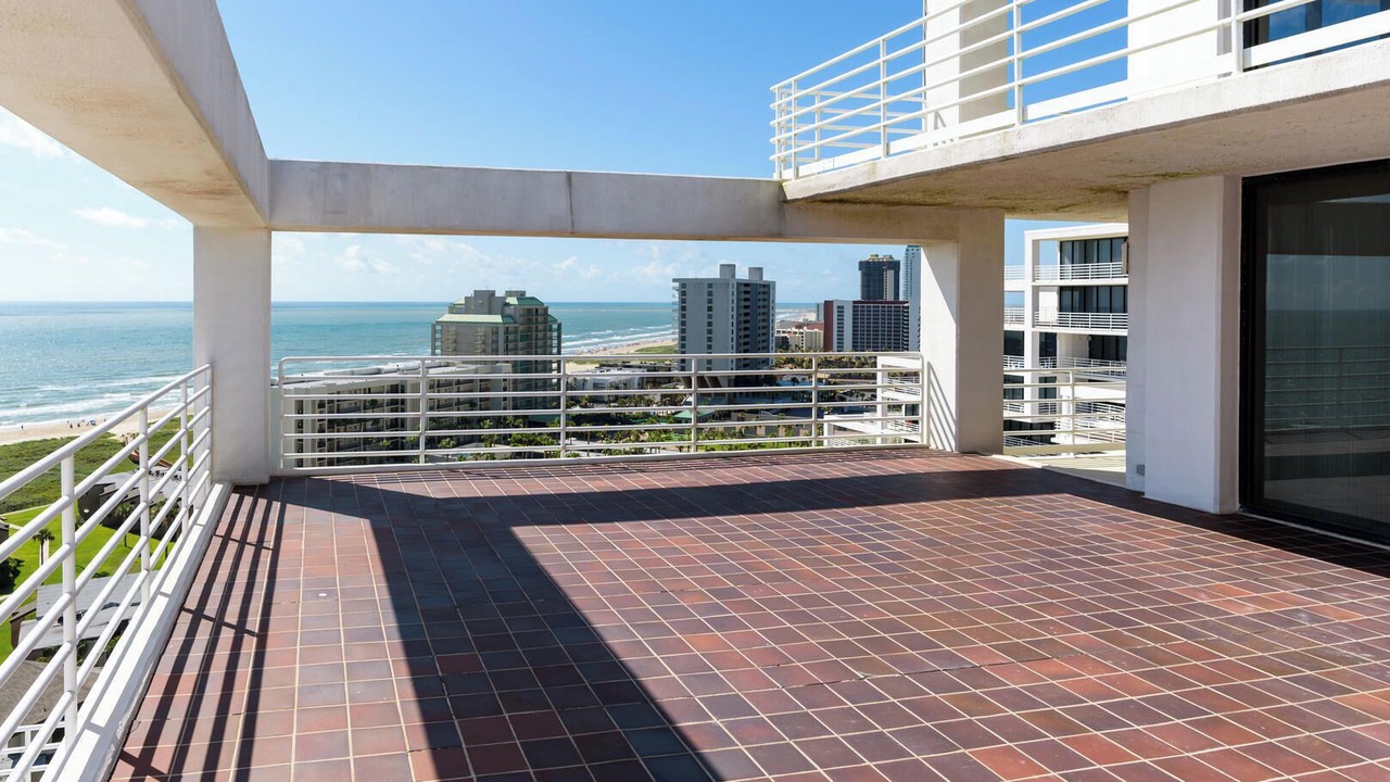 Photo of Patio Balcony in South Padre Island