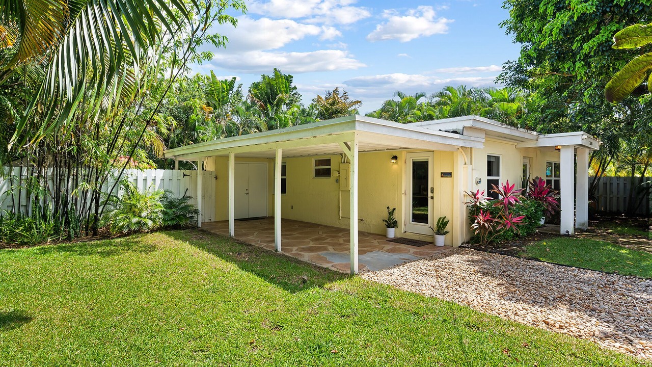 Photo of Outdoor in Wilton Manors