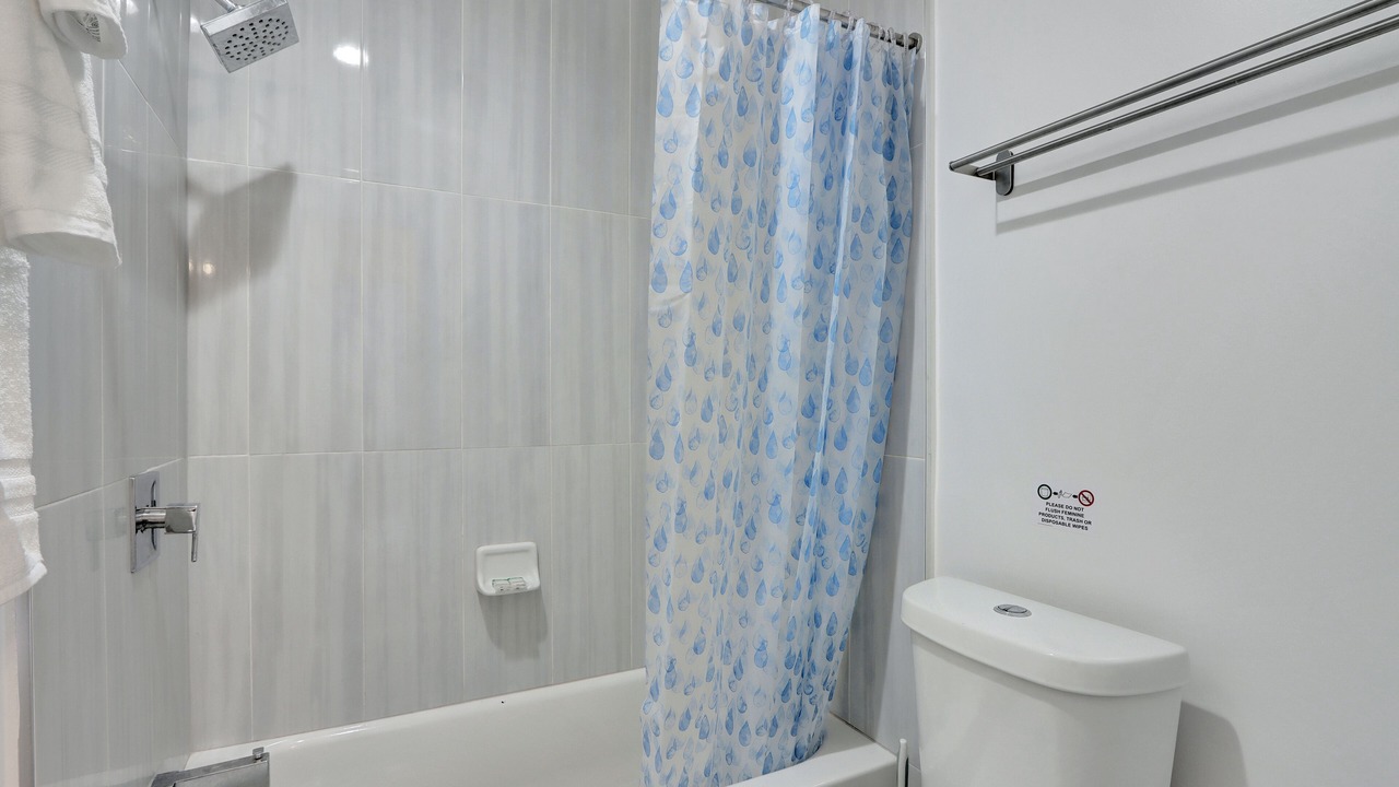 Photo of Bathroom in Highland Garden