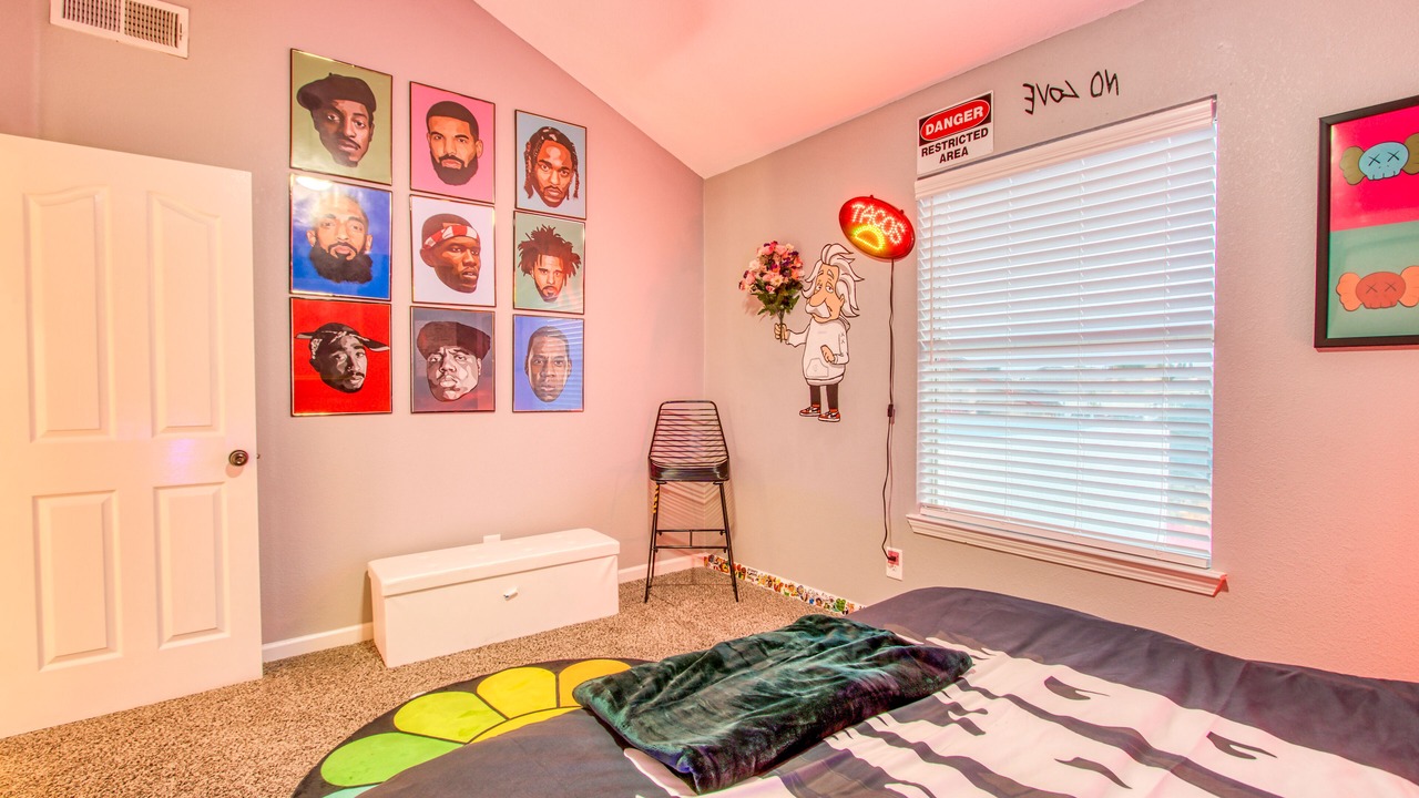 Photo of Bedroom in Biggs Field