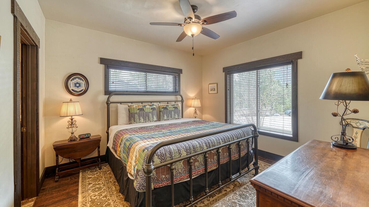 Photo of Bedroom in Whitepine