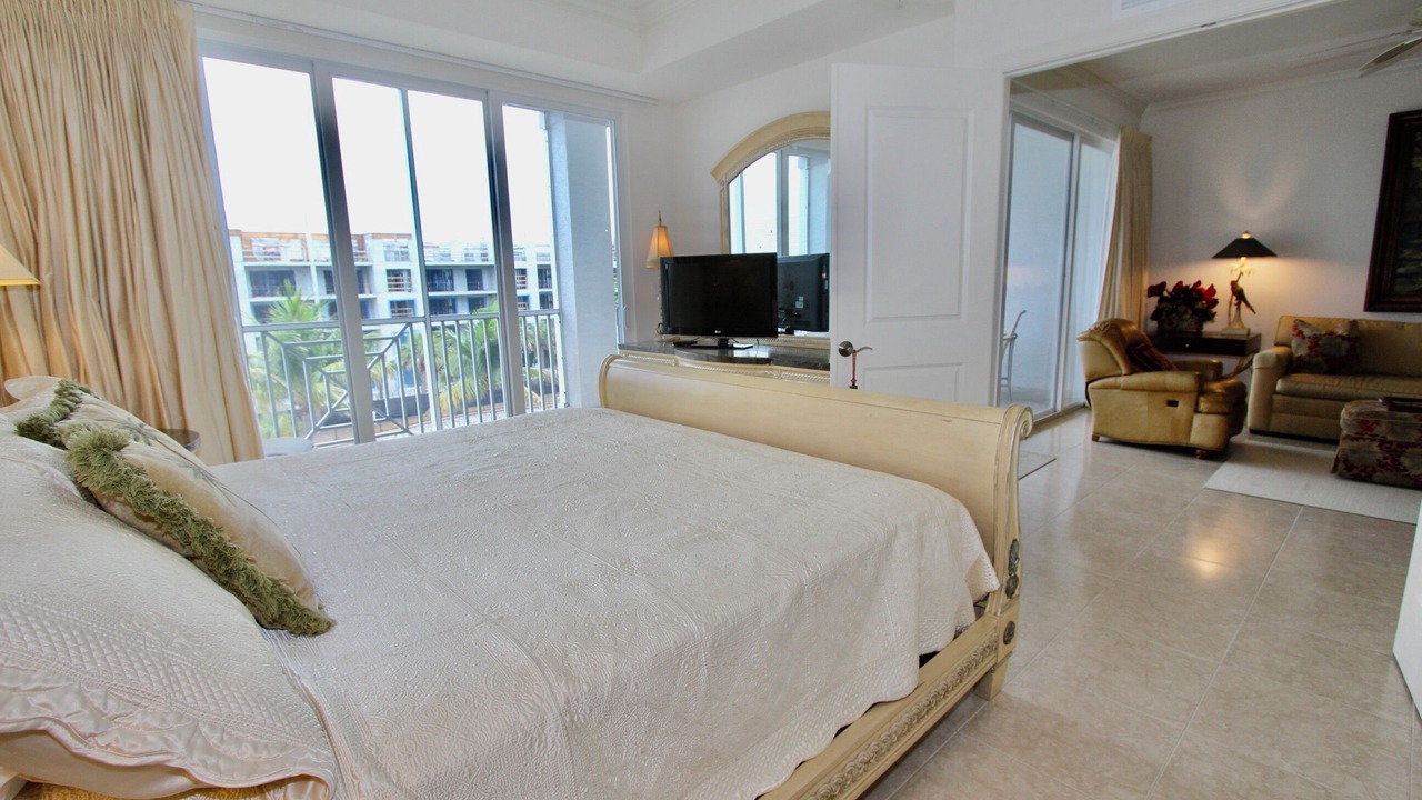Photo of Bedroom in Bonita Shores