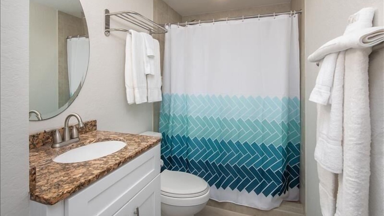 Photo of Bathroom in Treasure Island