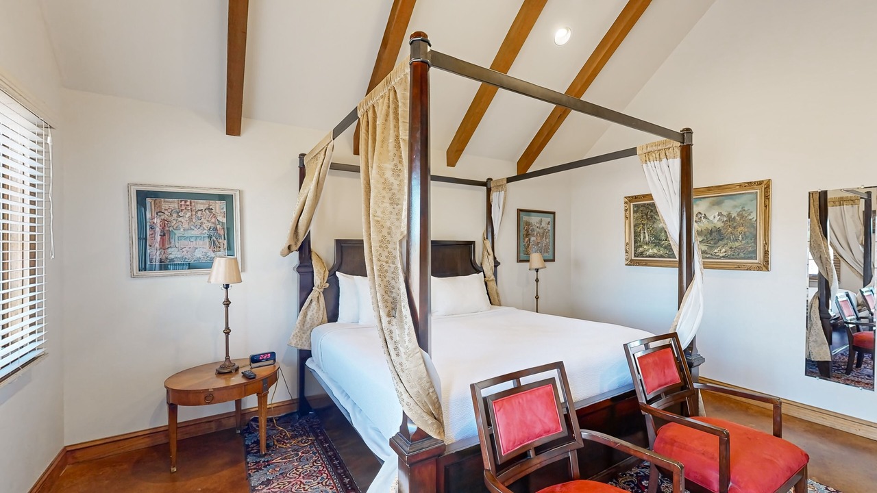 Photo of Bedroom in Fredericksburg