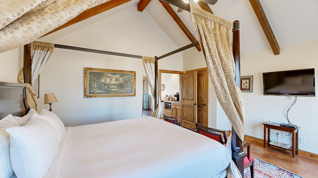 Photo of Bedroom in Fredericksburg