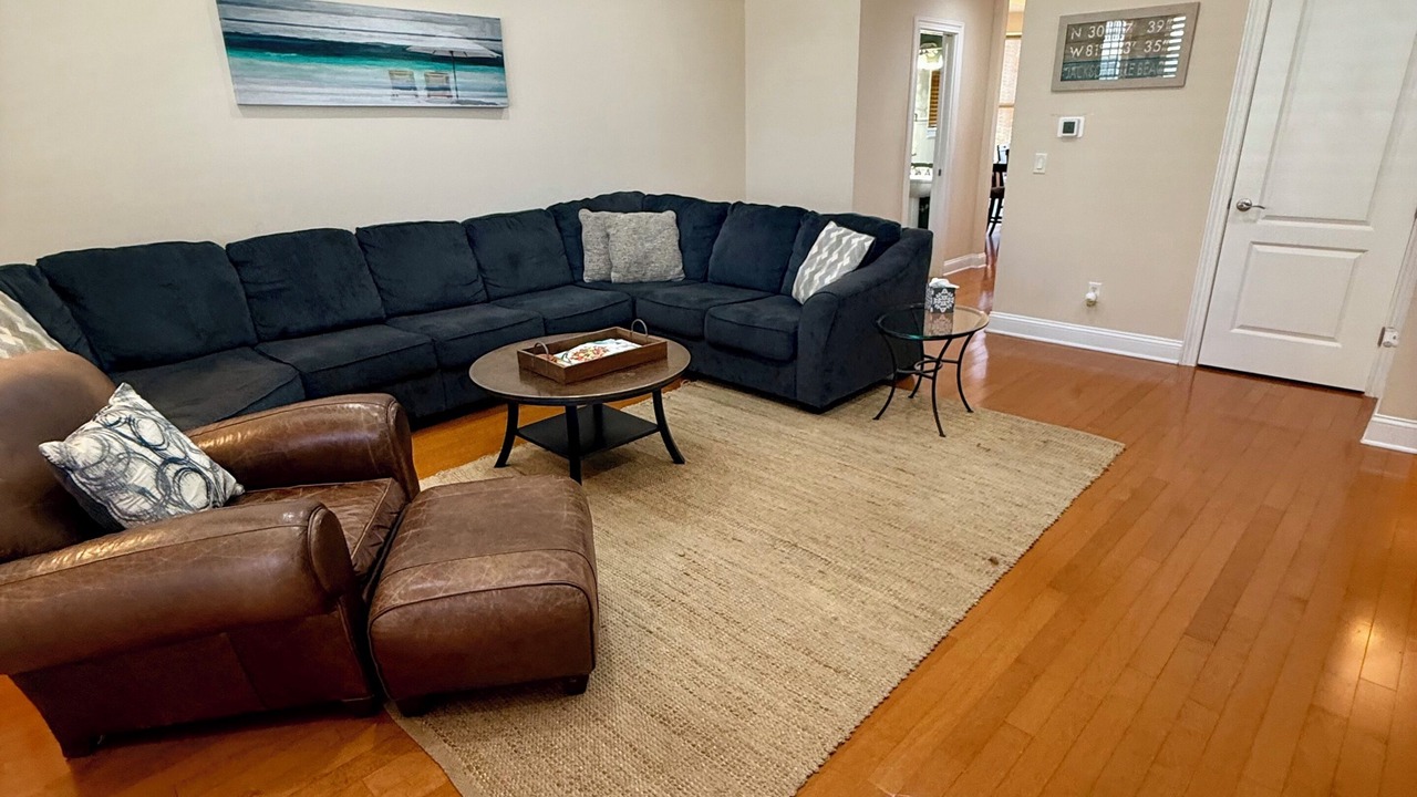 Photo of Livingroom in Jacksonville Beach