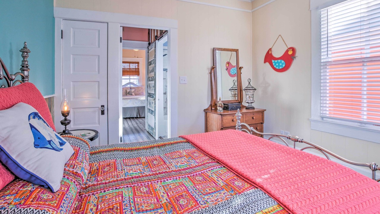 Photo of Bedroom in Galveston