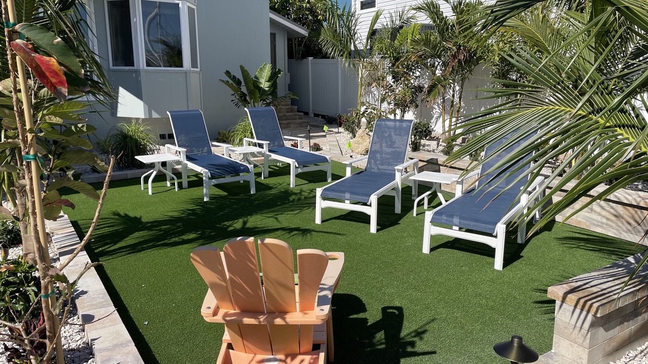 Photo of Patio Balcony in Treasure Island