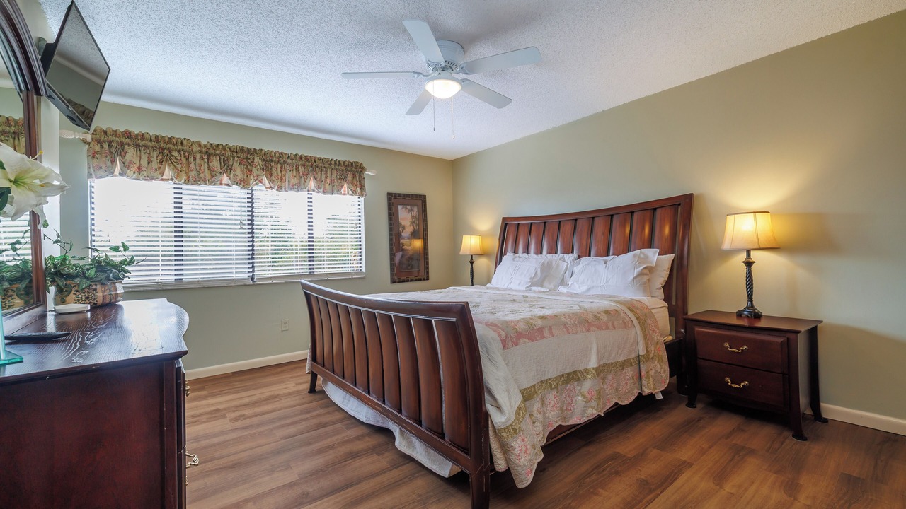 Photo of Bedroom in Titusville