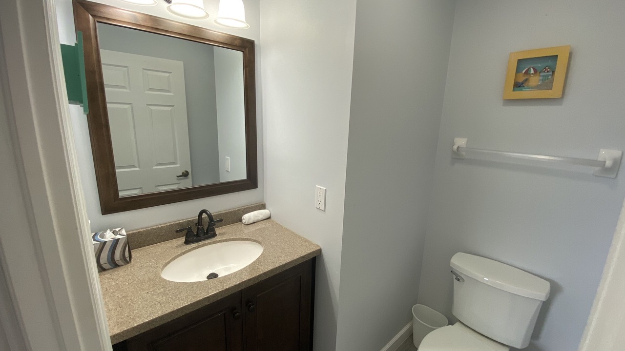 Photo of Bathroom in Mid Island