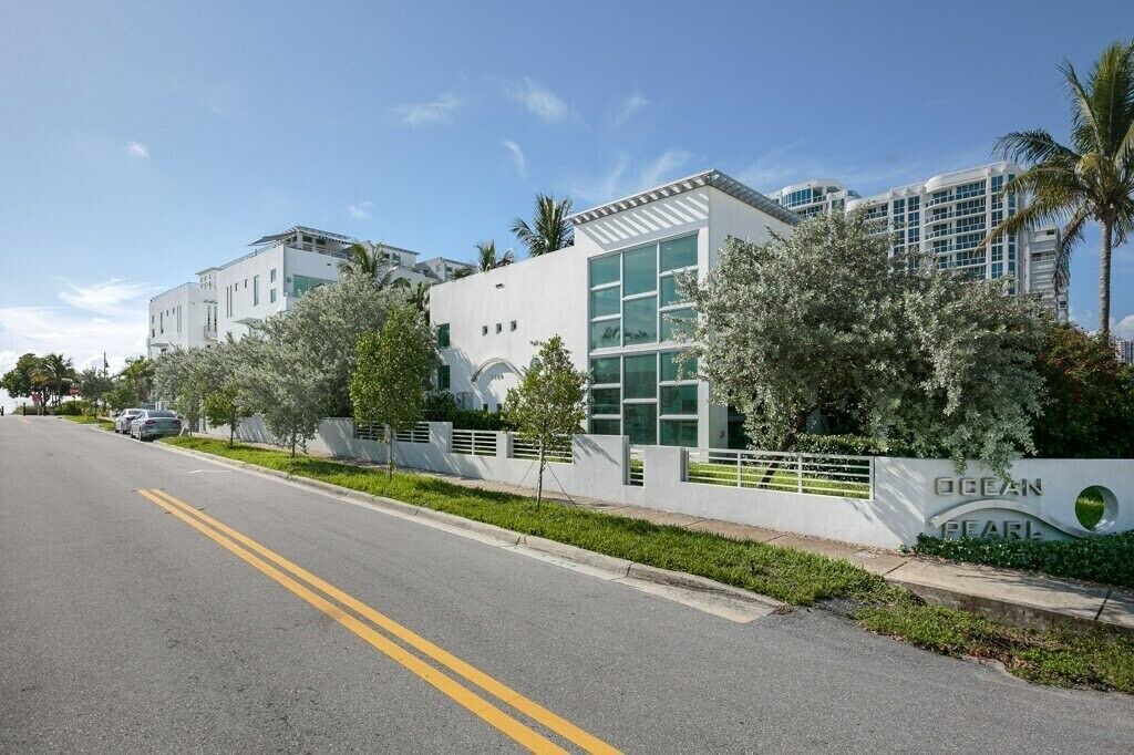 Photo of Outdoor in Pompano Beach
