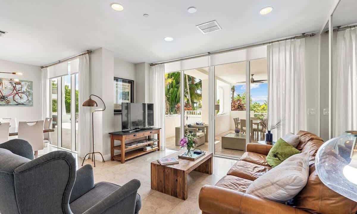 Photo of Bedroom in Deerfield Beach