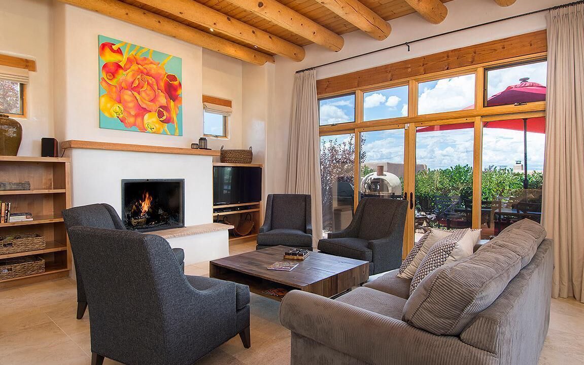 Photo of Livingroom in Tesuque