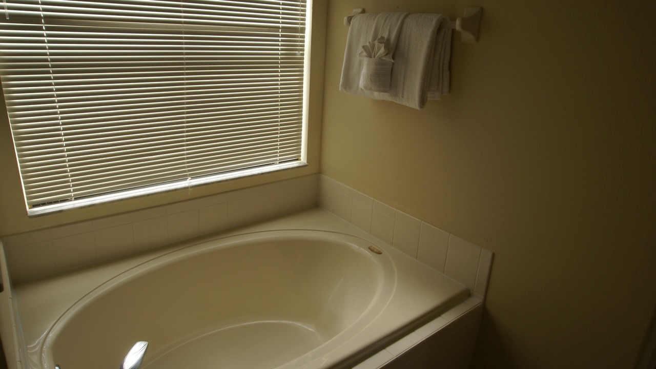 Photo of Bathroom in Orange Tree