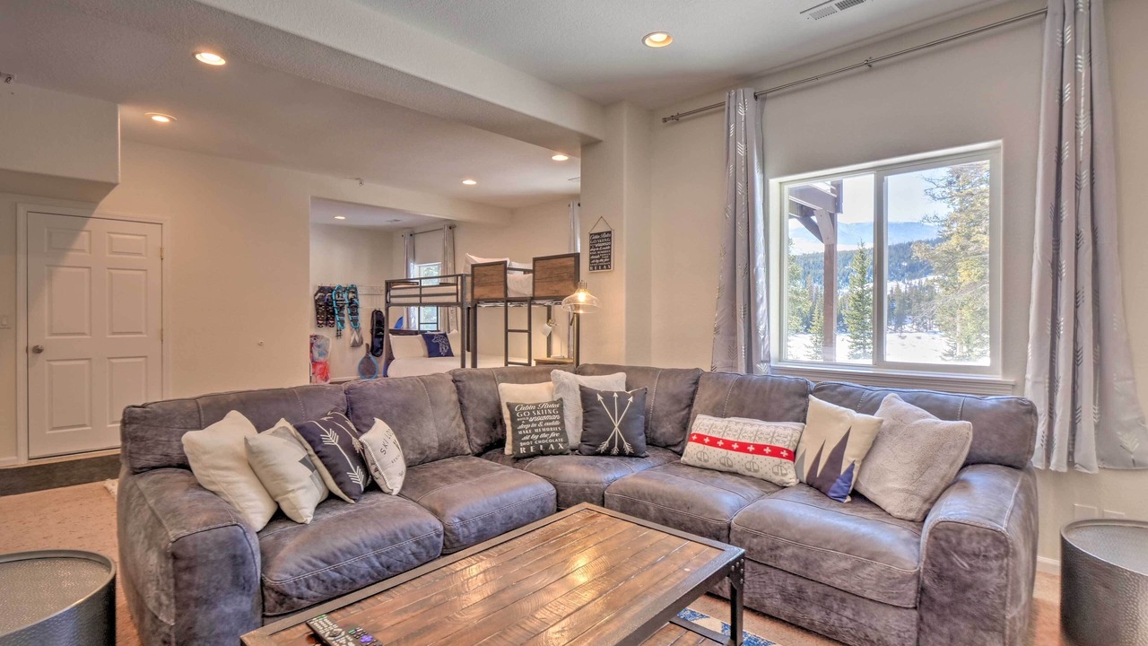 Photo of Livingroom in Valley of the Sun