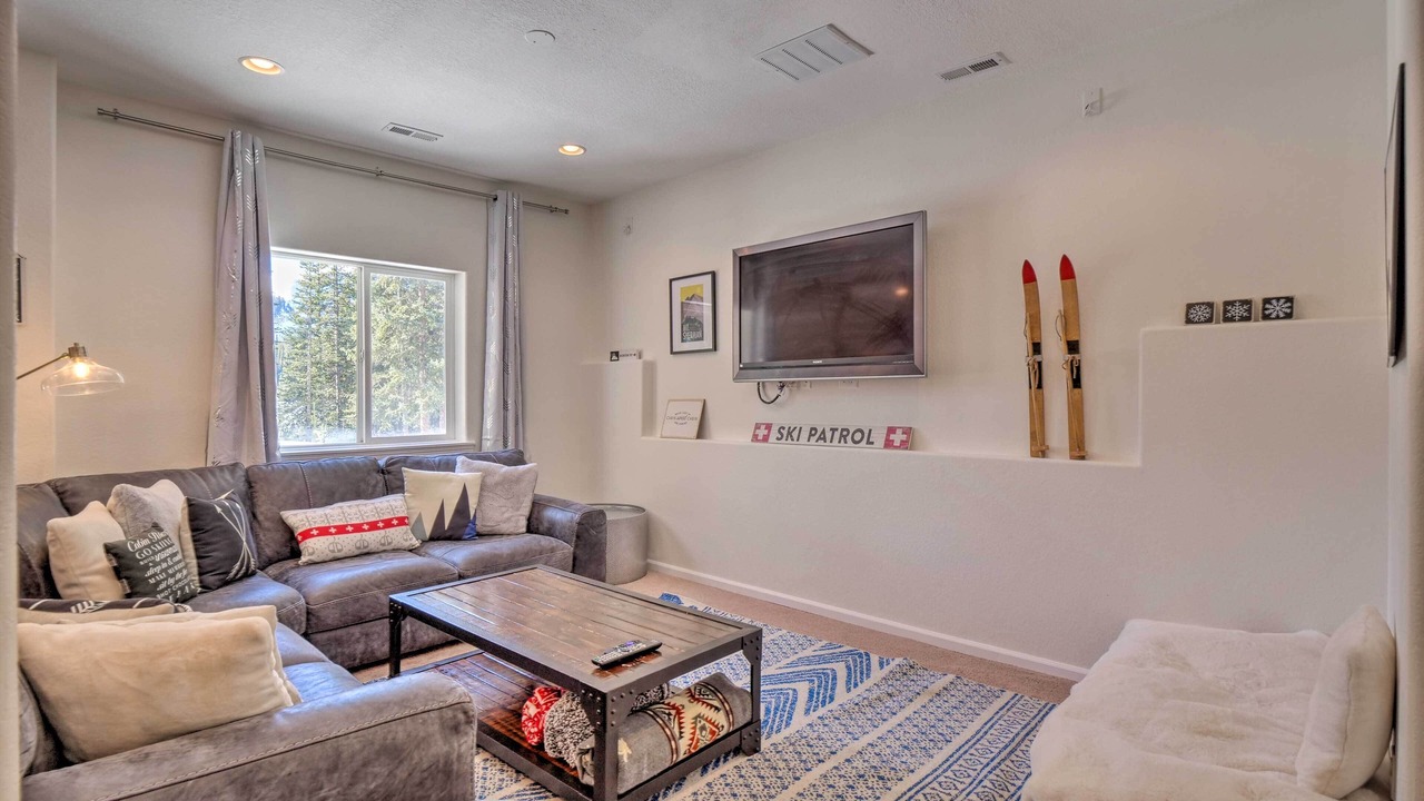 Photo of Livingroom in Valley of the Sun