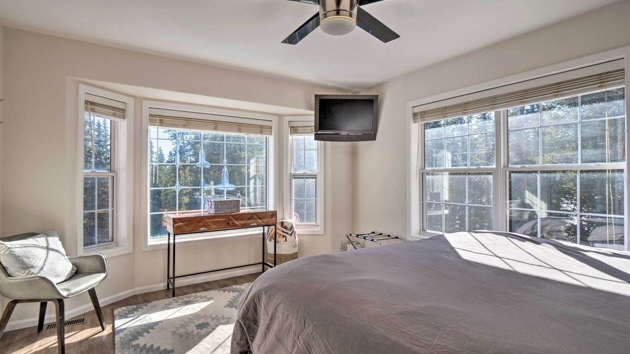 Photo of Bedroom in Valley of the Sun