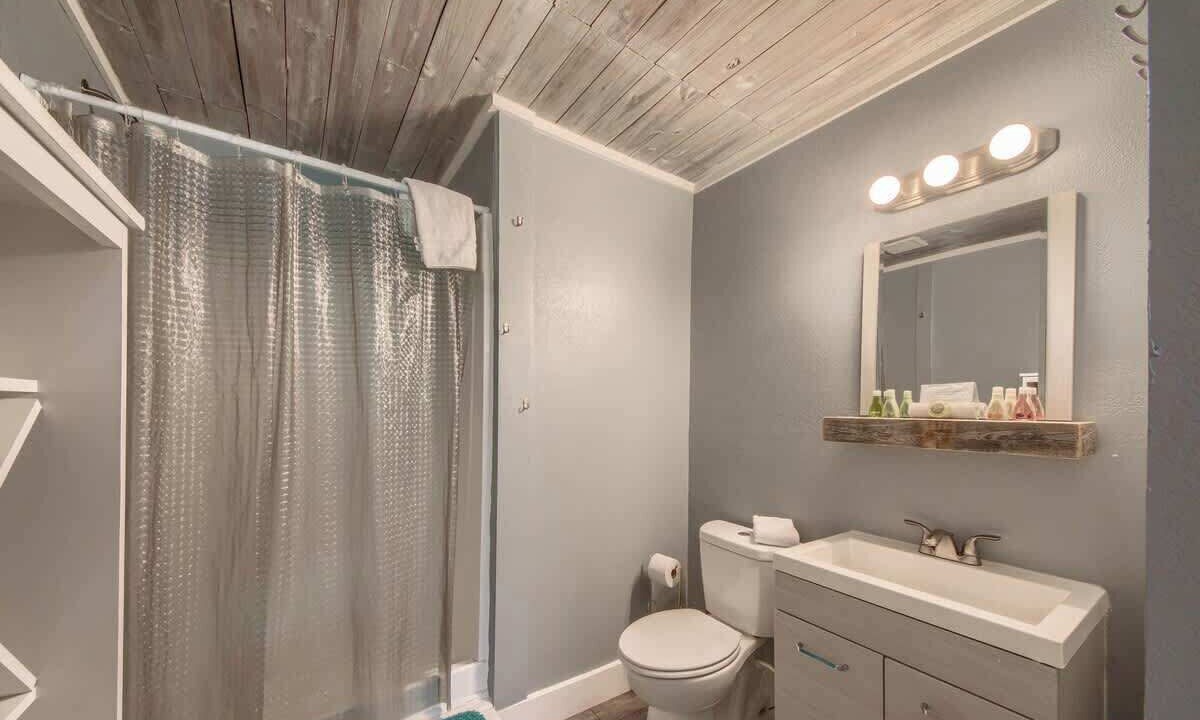 Photo of Bathroom in New Braunfels