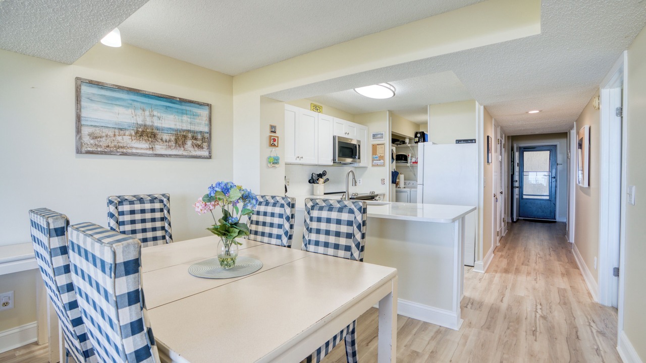 Photo of Livingroom in Butler Beach