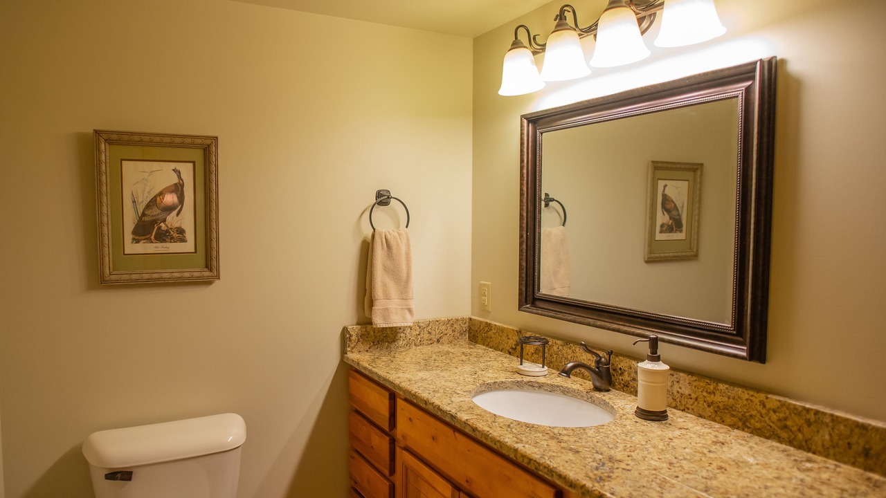 Photo of Bathroom in Garfield