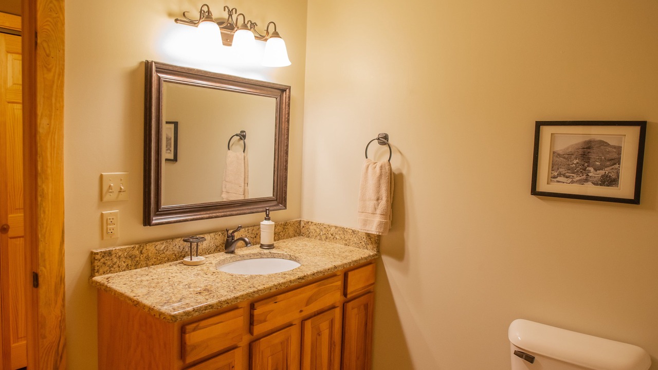 Photo of Bathroom in Garfield