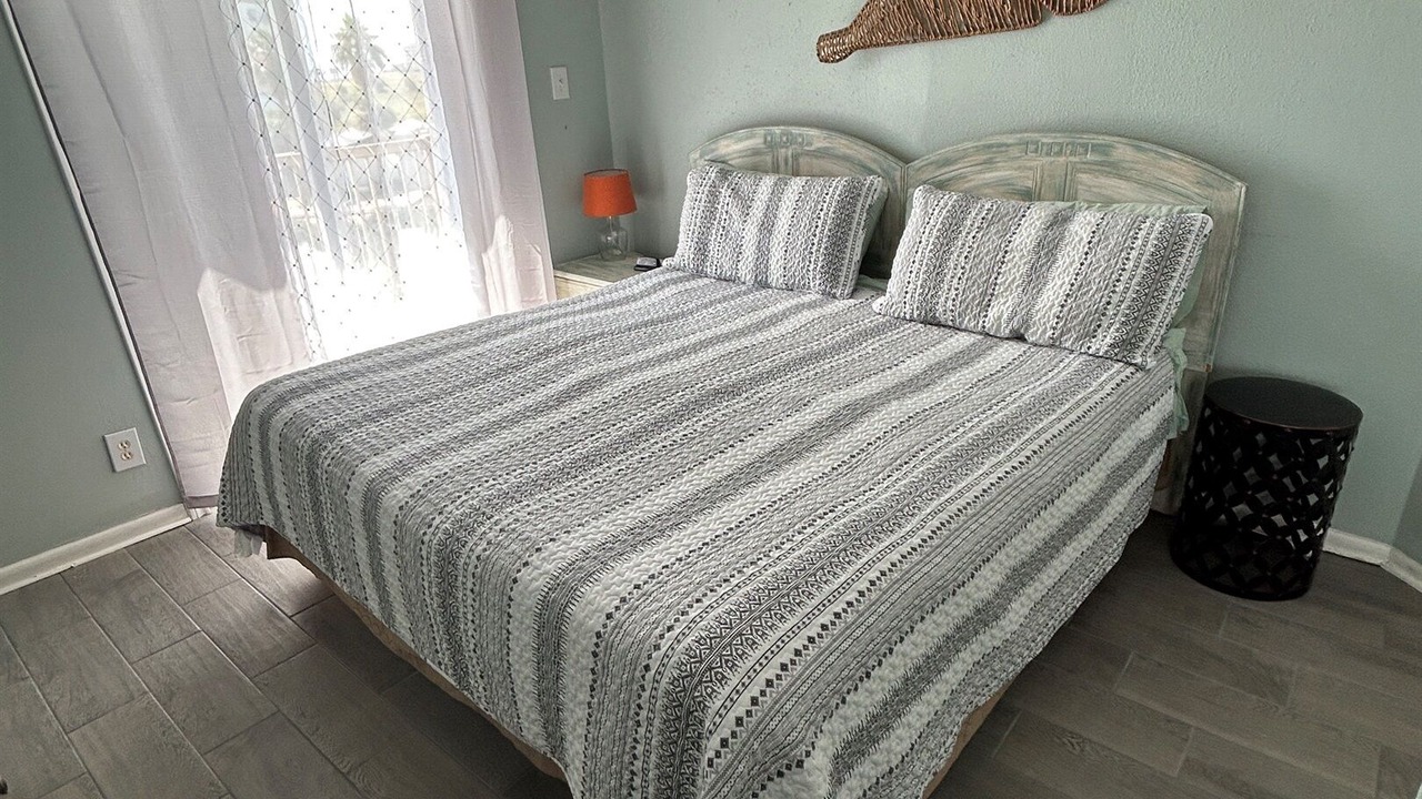 Photo of Bedroom in Galveston