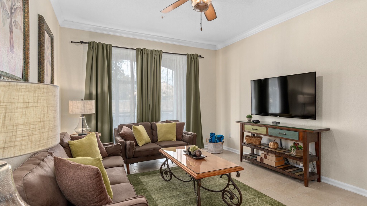 Photo of Livingroom in Windsor Hills