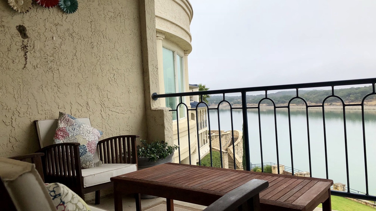 Photo of Patio Balcony in Highland Lake Estates
