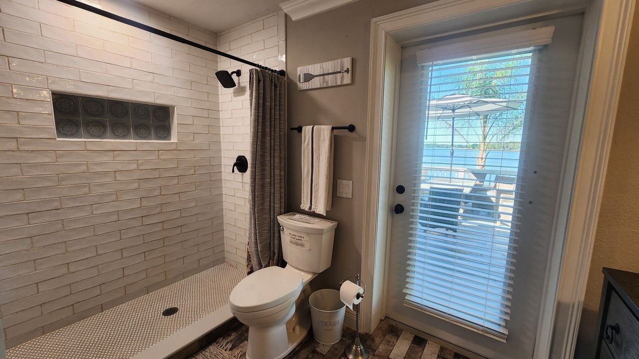 Photo of Bathroom in Candler