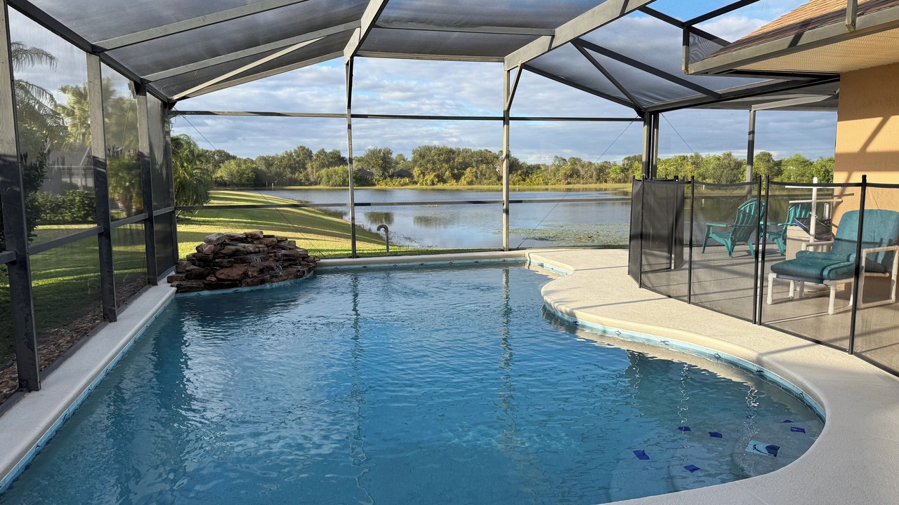 Photo of Outdoor in Orange Tree