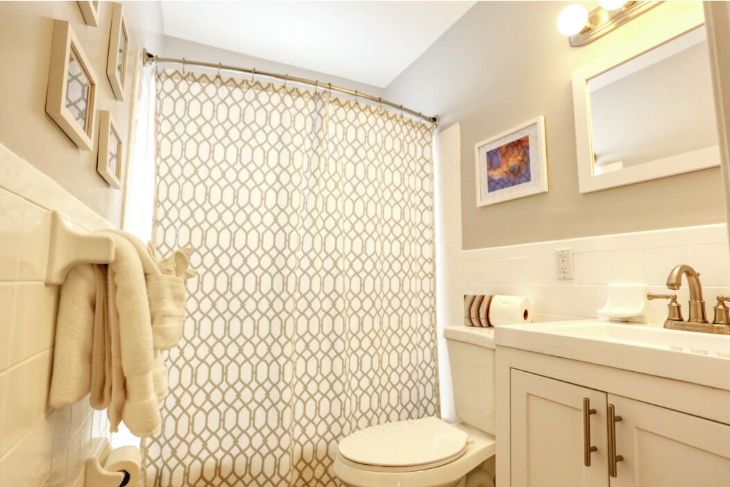 Photo of Bathroom in Hallandale Beach