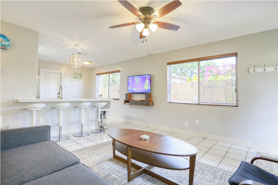 Photo of Bedroom in Hallandale Beach