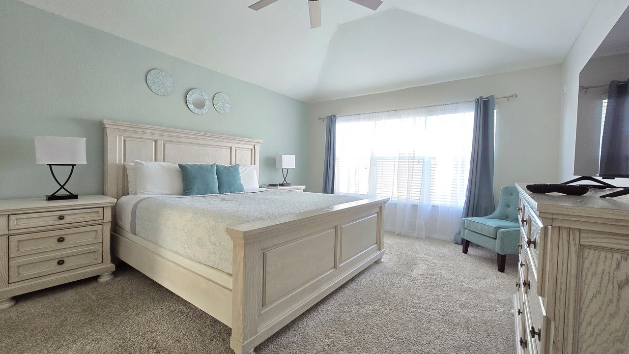 Photo of Bedroom in Windsor Hills