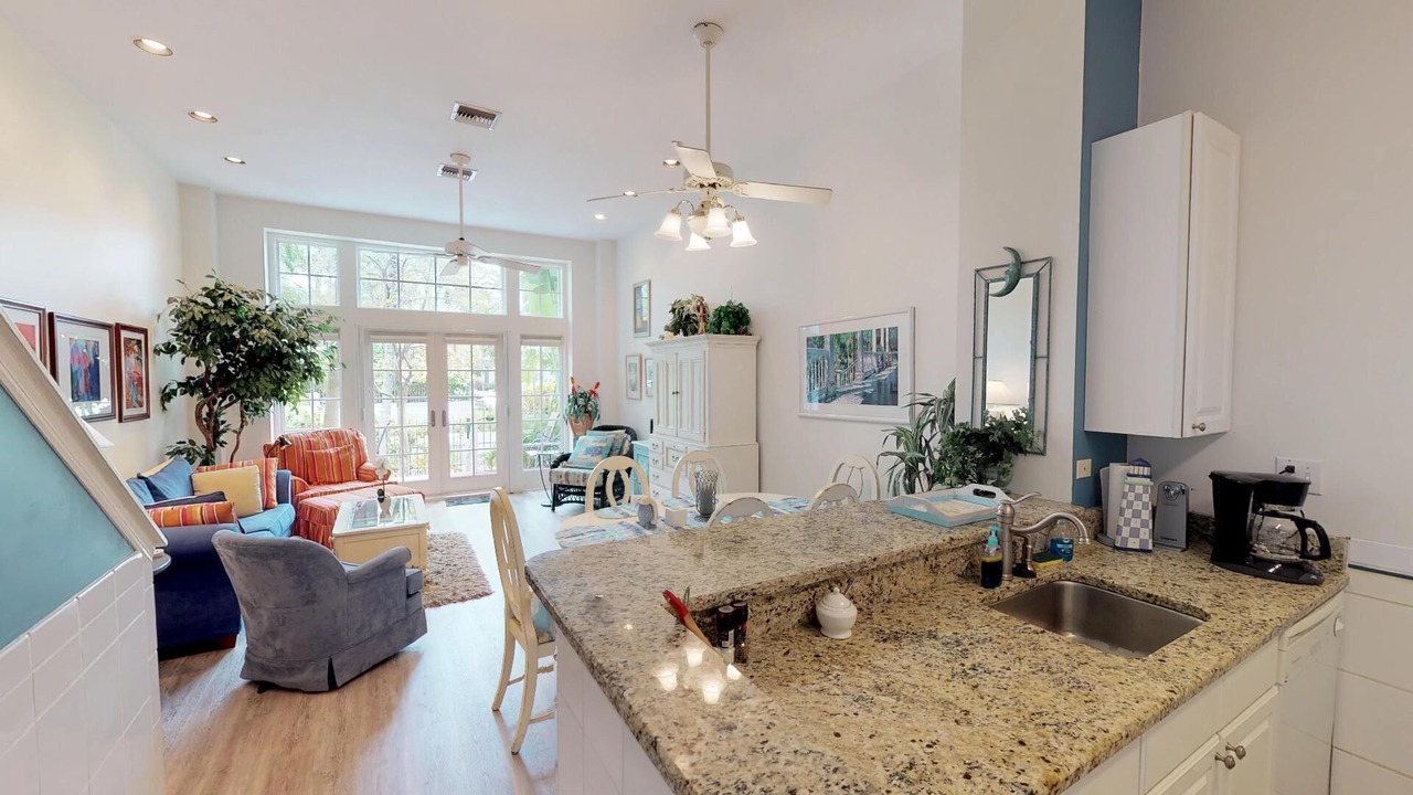Photo of Bedroom in Bahama Village