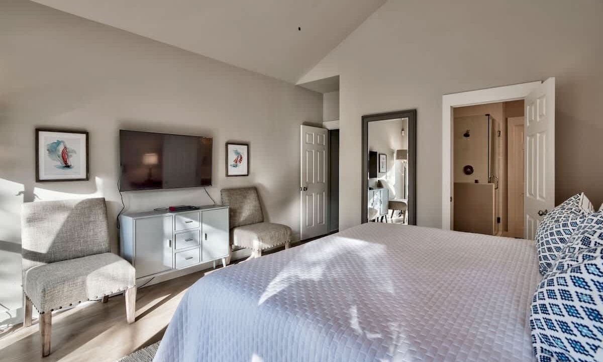 Photo of Bedroom in Seagrove Beach
