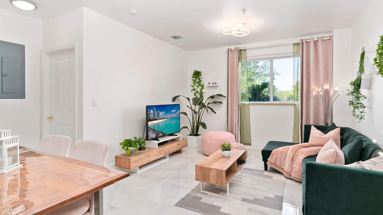 Photo of Livingroom in Coral Way